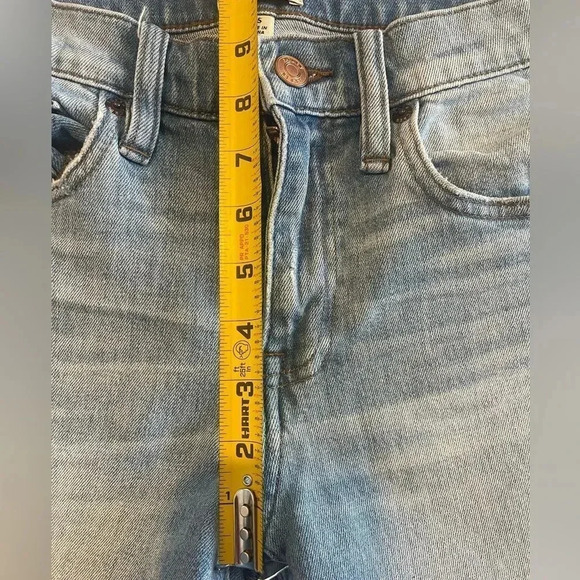 J. Crew Broken-In Boyfriend Distressed Slim Jeans Size 25 - Picture 5 of 9